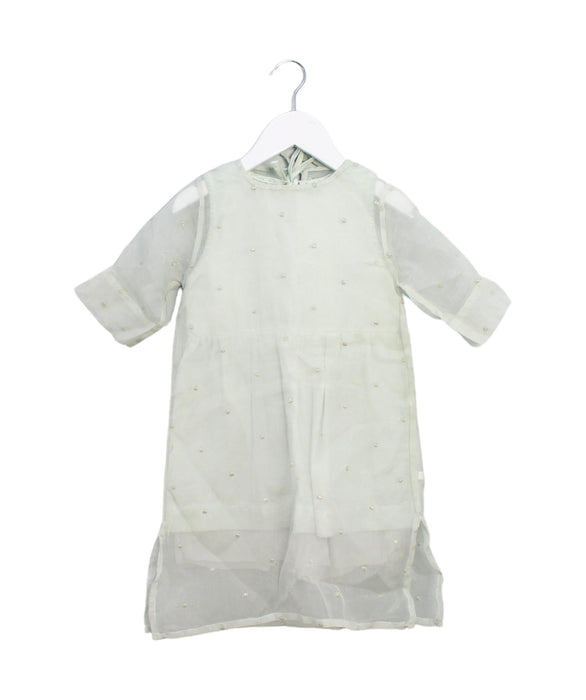 A Green Long Sleeve Dresses from Siseo Olive in size 4T for girl. (Front View)