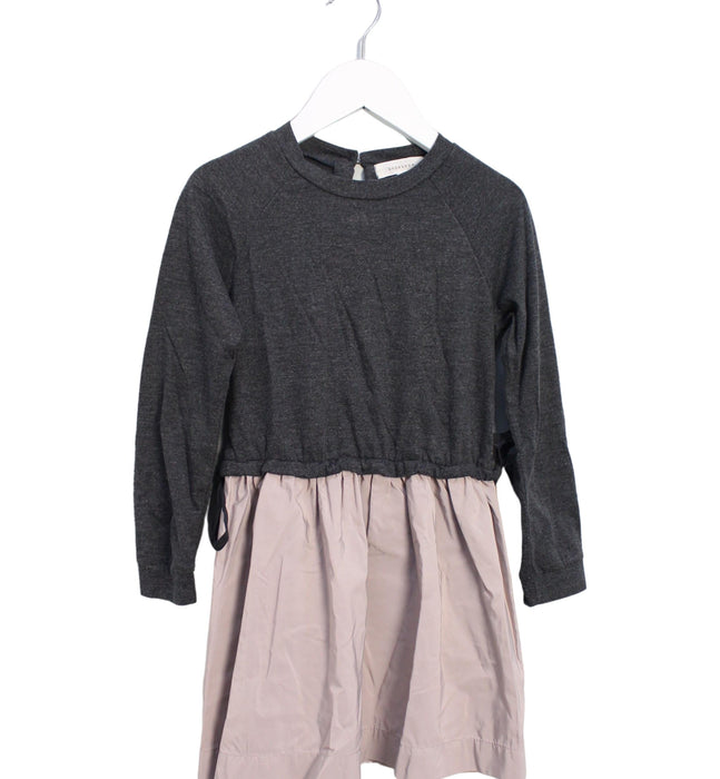 A Grey Long Sleeve Dresses from Benebene in size 3T for girl. (Front View)