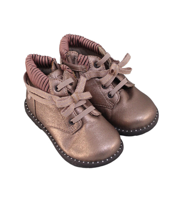 A Pink Casual Boots from Mayoral in size 18-24M for girl. (Front View)