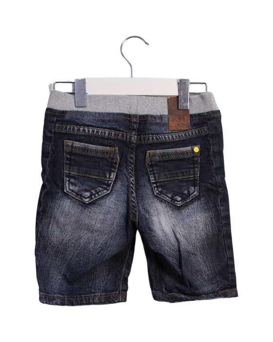 A Navy Shorts from Ice Iceberg in size 6T for boy. (Back View)