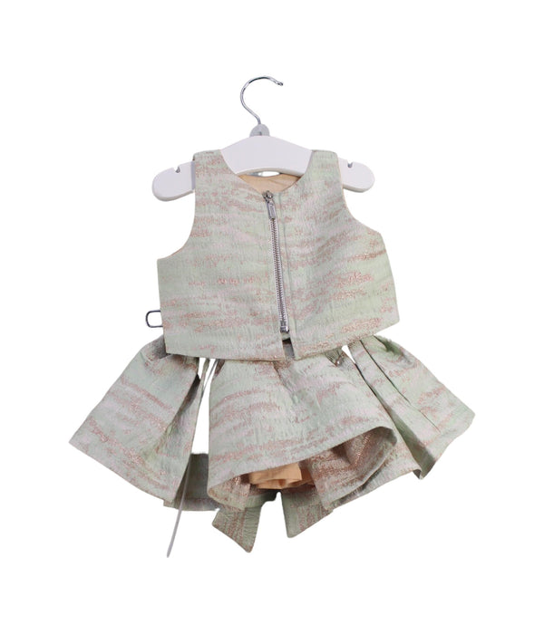 A Green Skirt Sets from Tachéri in size 12-18M for girl. (Back View)