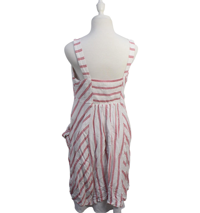 A White Sleeveless Dresses from A Pea in the Pod in size M for girl. (Back View)