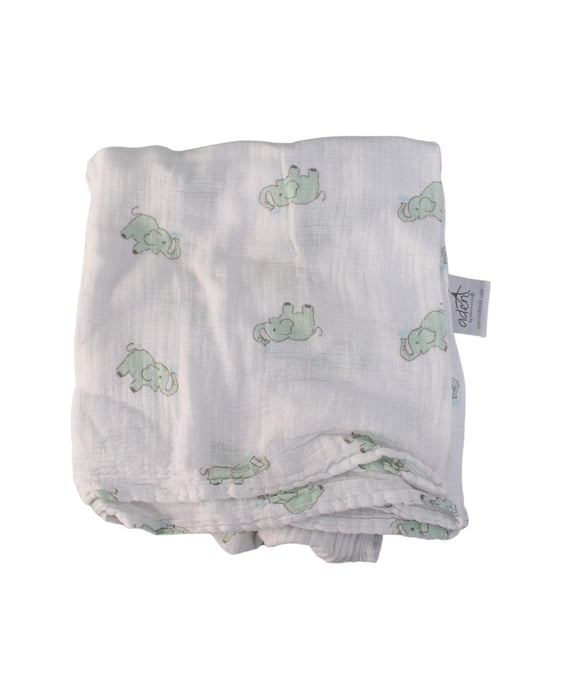 A White Swaddles from Aden & Anais in size O/S for neutral. (Front View)