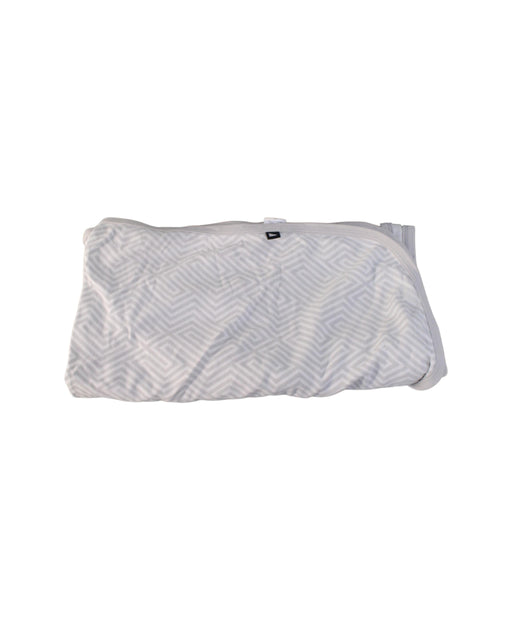 A Grey Blankets from Anarkid in size O/S for neutral. (Front View)