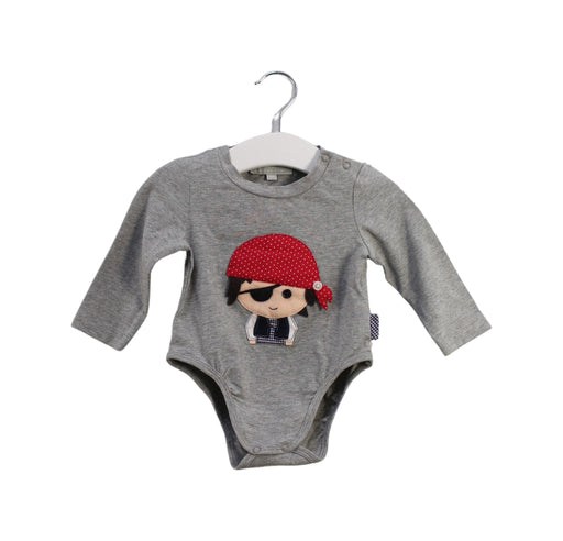 A Grey Long Sleeve Bodysuits from Nicholas & Bears in size 3-6M for boy. (Front View)