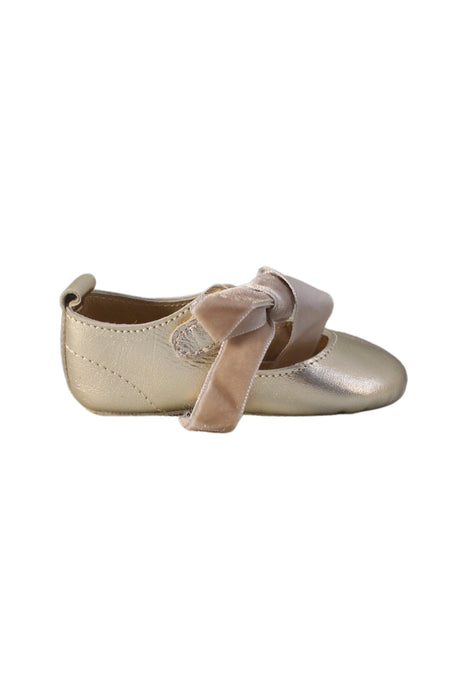 A Gold Flats from Sonatina in size 12-18M for girl. (Back View)