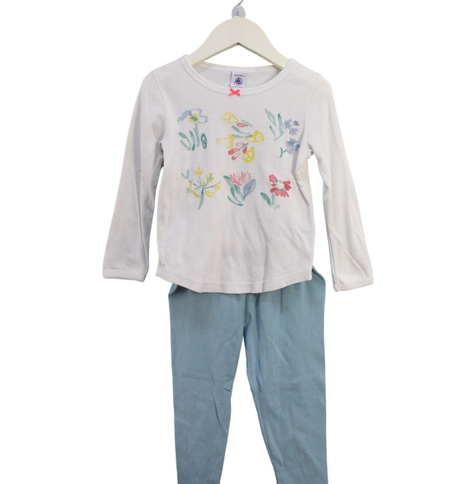 A White Pyjama Sets from Petit Bateau in size 3T for girl. (Front View)