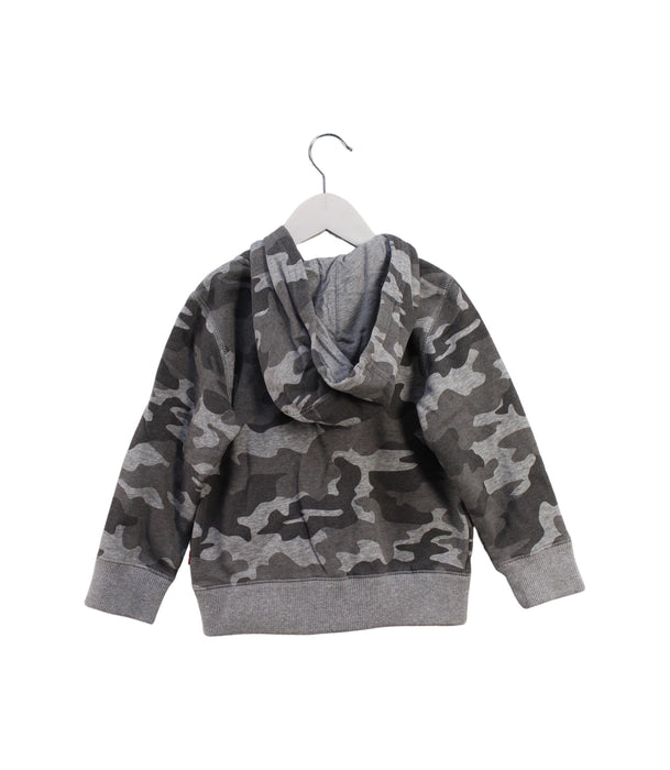 A Grey Zippered Sweatshirts from Levi's in size 4T for boy. (Back View)