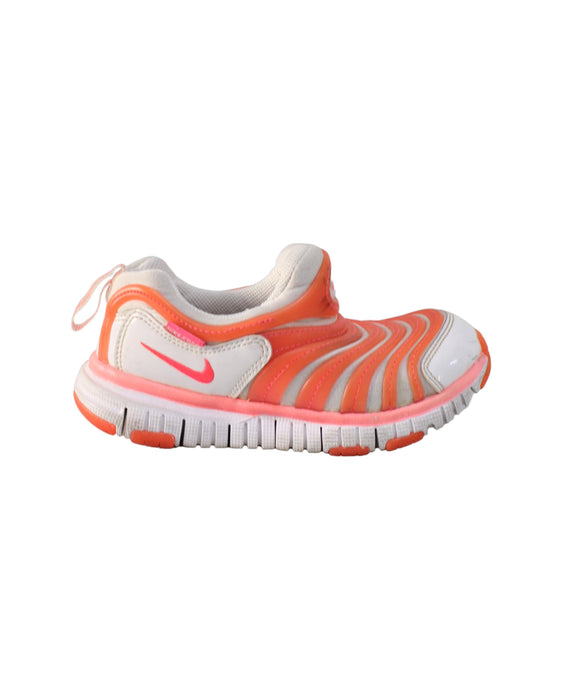 A Pink Sneakers from Nike in size 5T for girl. (Back View)