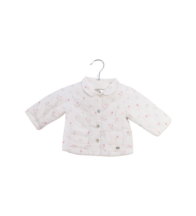 A White Puffer/Quilted Jackets from Tartine et Chocolat in size 0-3M for girl. (Front View)