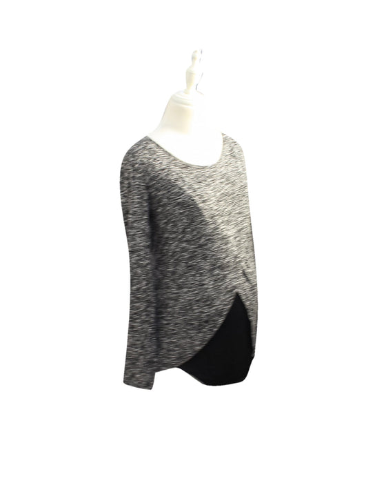 A Grey Long Sleeve Tops from Mamalicious in size M for maternity. (Front View)