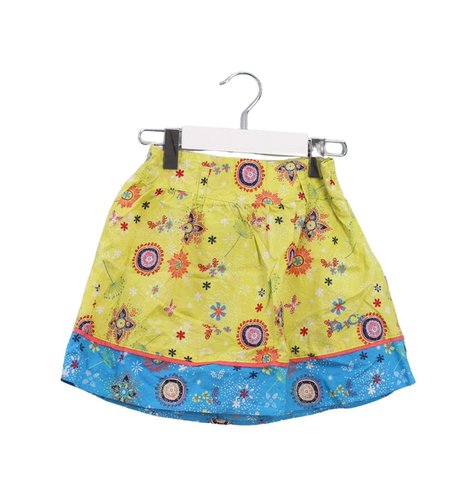 A Yellow Short Skirts from La Compagnie des Petits in size 5T for girl. (Front View)
