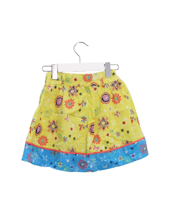 A Yellow Short Skirts from La Compagnie des Petits in size 5T for girl. (Back View)