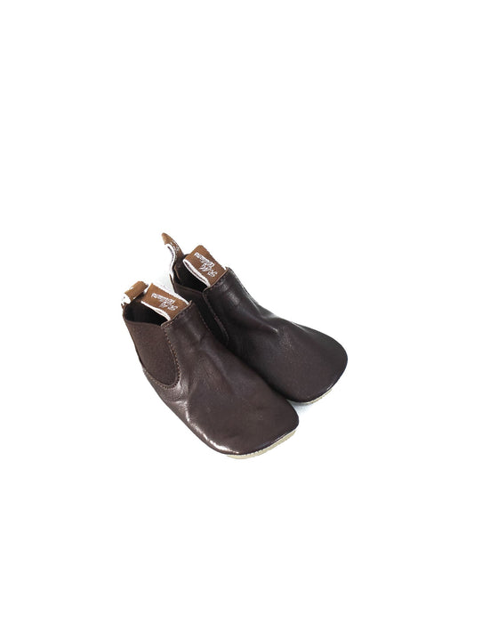 A Brown Booties from RM Williams in size 18-24M for girl. (Front View)