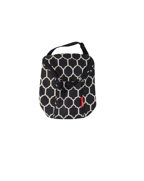 A Black Bags from Skip Hop in size O/S for neutral. (Front View)