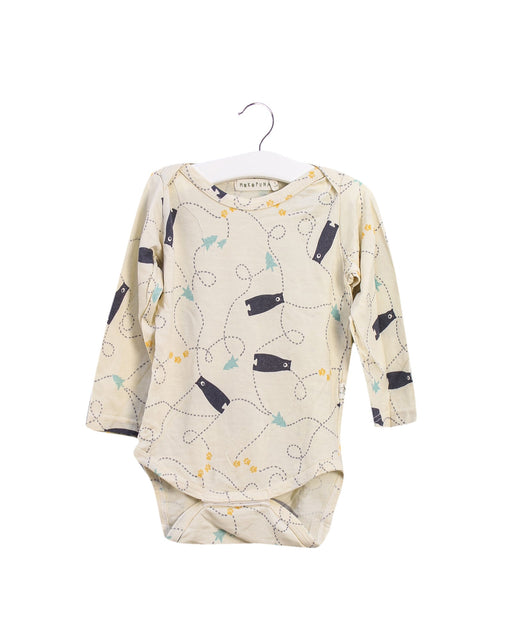 A Ivory Bodysuits from Mokopuna in size 12-18M for boy. (Front View)