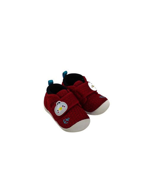 A Red Sneakers from Dr. Kong in size 12-18M for boy. (Front View)