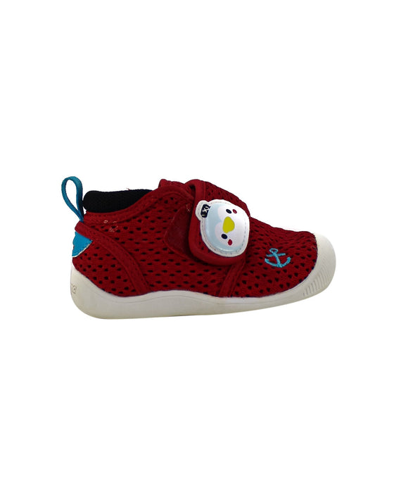 A Red Sneakers from Dr. Kong in size 12-18M for boy. (Back View)