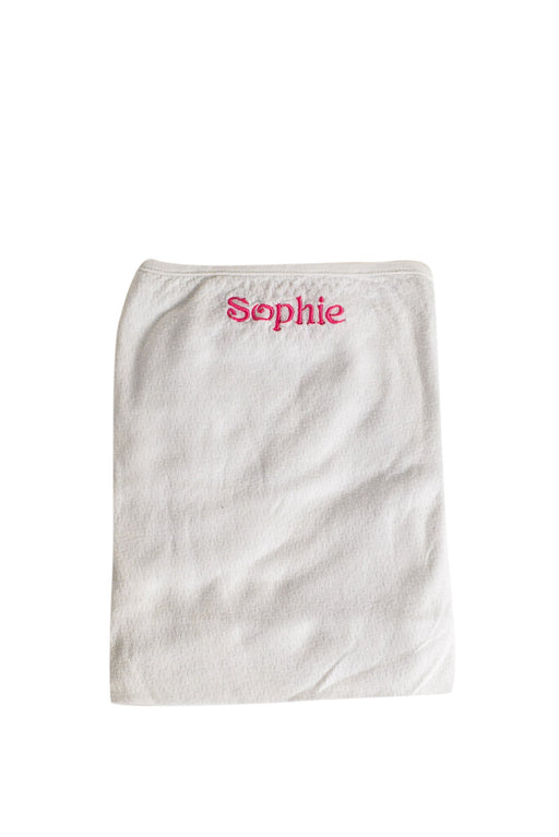 A White Swaddles from John N Tree in size O/S for girl. (Front View)