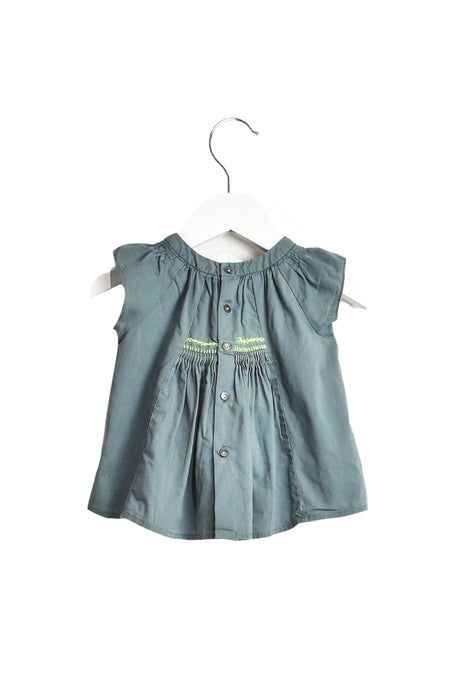 A Grey Sleeveless Tops from Bonpoint in size 6-12M for girl. (Back View)