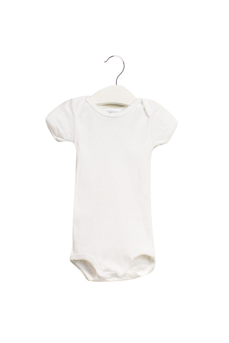 A White Bodysuits from Petit Bateau in size 6-12M for girl. (Front View)