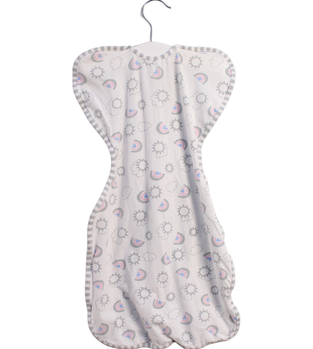 A White Swaddles from Love To Dream in size 0-3M for girl. (Back View)