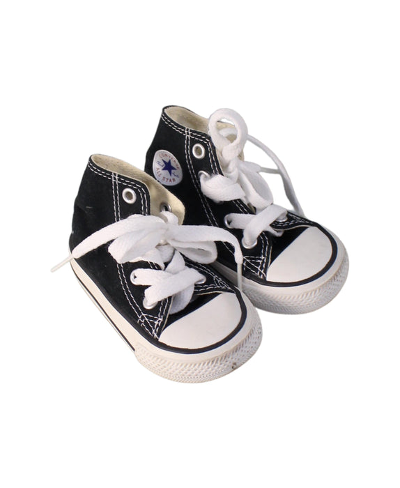 A Black Sneakers from Converse in size 12-18M for neutral. (Front View)