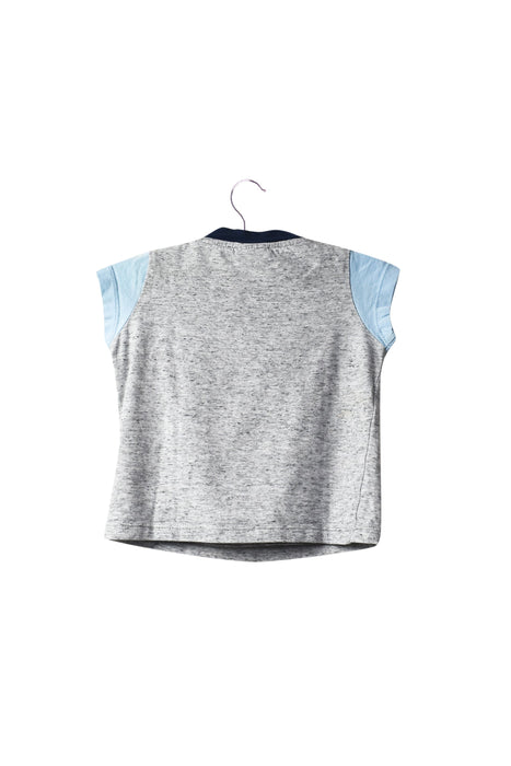 A Grey Short Sleeve T Shirts from Seed in size 3-6M for boy. (Back View)