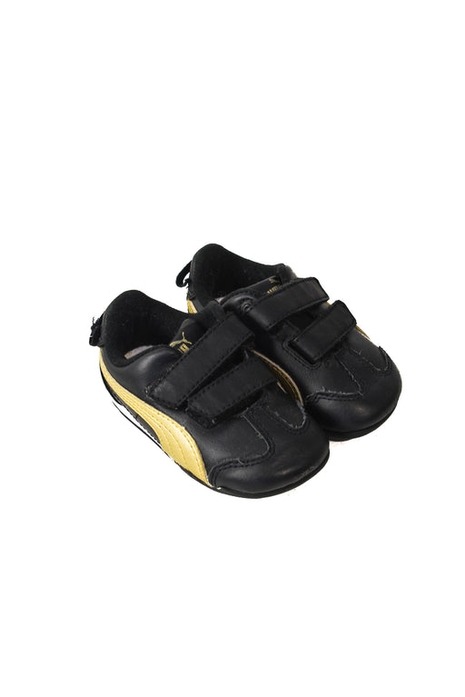 Black Puma Sneakers 12-18M (EU20) at Retykle