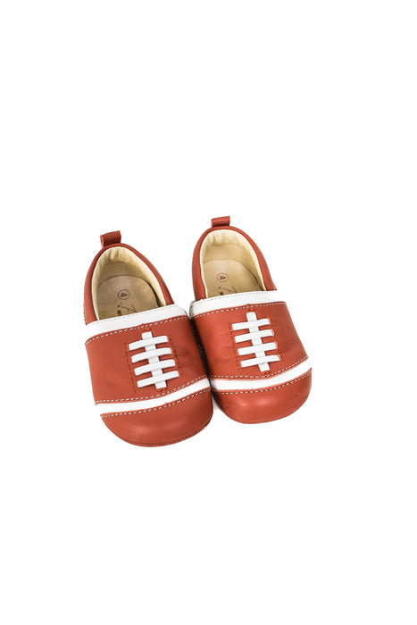 Brown Fiona's Prince Sneakers 18-24M at Retykle