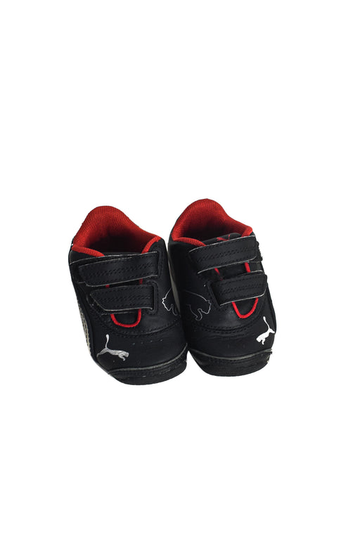 Black Puma Sneakers 12-18M (EU19) at Retykle