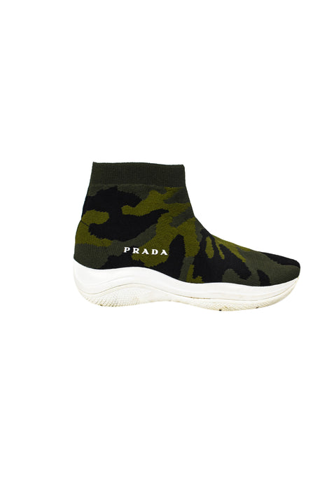 Green Prada Sneakers 3T (EU 25) at Retykle