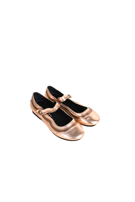 Manuela de Juan Flats 3T (EU25)