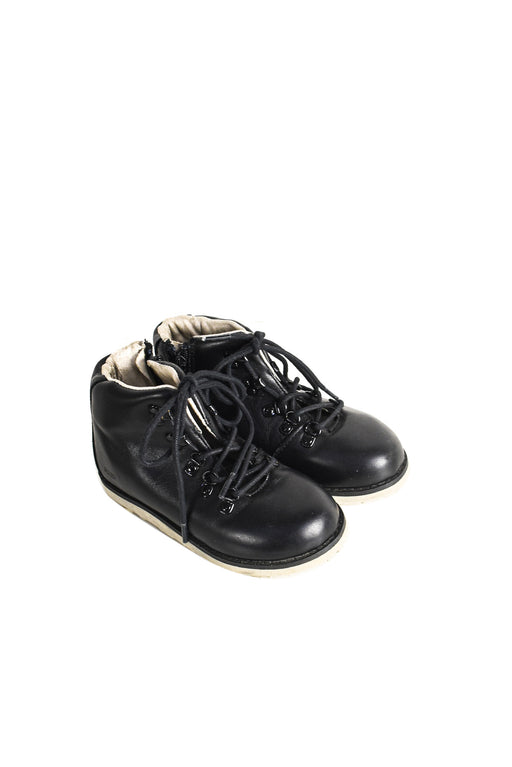 Black AKID Boots  6T (EU30) at Retykle
