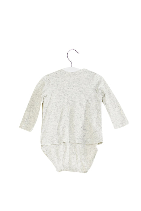 A Grey Long Sleeve Bodysuits from Seed in size 3-6M for boy. (Back View)