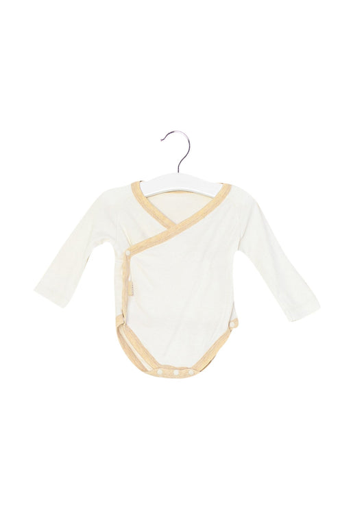 A Ivory Long Sleeve Bodysuits from Natures Purest in size 3-6M for boy. (Front View)