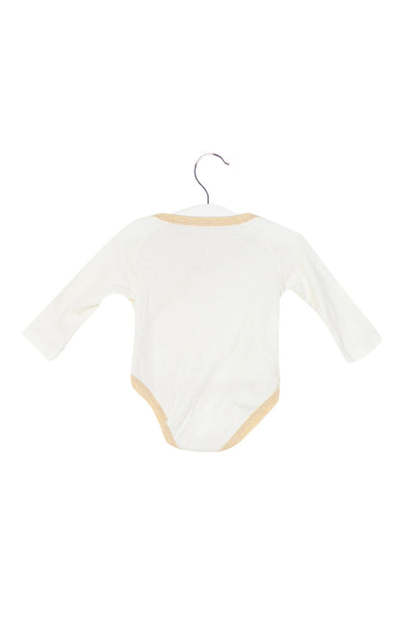 A Ivory Long Sleeve Bodysuits from Natures Purest in size 3-6M for boy. (Back View)