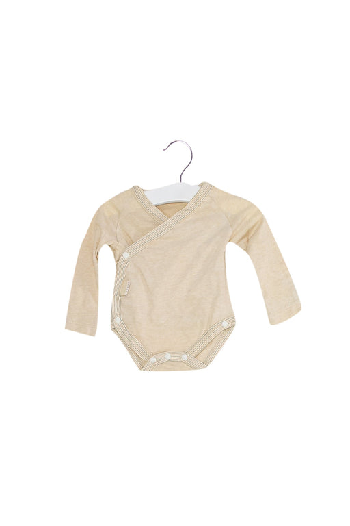 A Beige Long Sleeve Bodysuits from Natures Purest in size 0-3M for neutral. (Front View)
