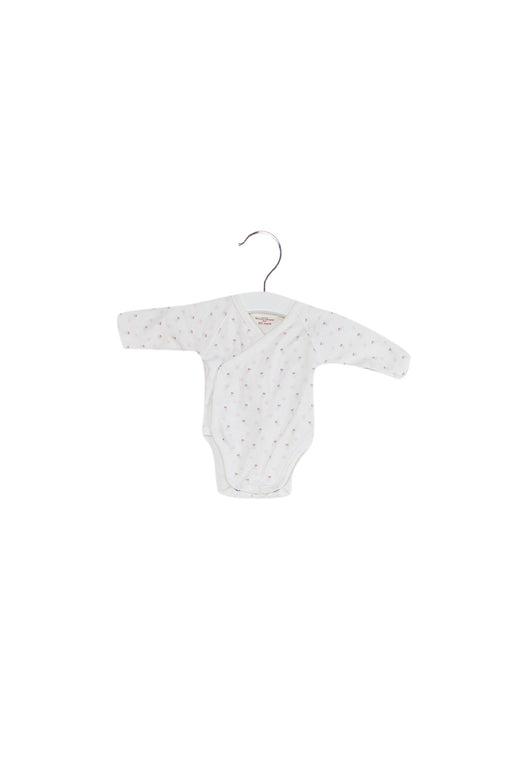 A White Long Sleeve Bodysuits from Bout'Chou in size Newborn for girl. (Front View)