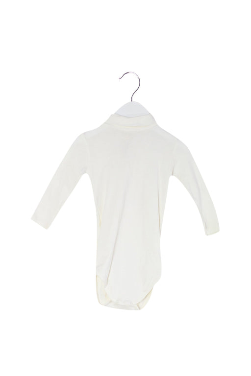 A White Long Sleeve Bodysuits from Bonpoint in size 3T for boy. (Front View)