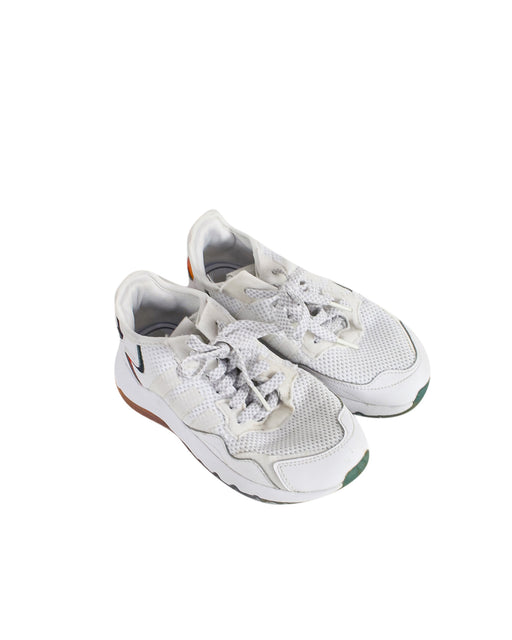 White Adidas Sneakers 5T (EU28) at Retykle