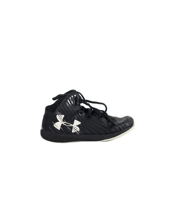 Black Under Armour Sneakers 8Y (EU33) at Retykle