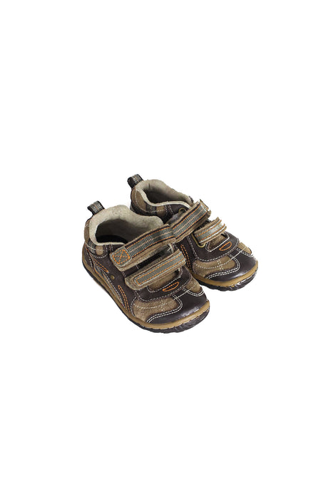 Brown Stride Rite Sneakers 3T (EU24) at Retykle