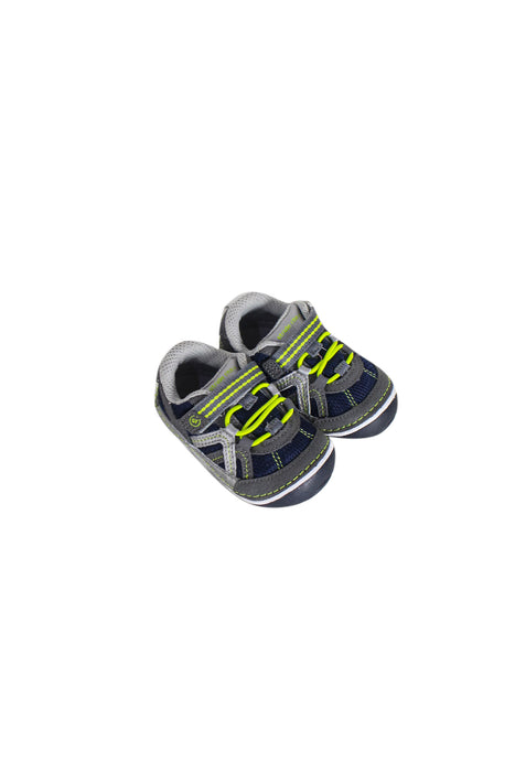 Grey Stride Rite Sneakers 12-18M (EU19.5) at Retykle