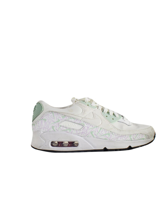 White Nike Sneakers 9Y (EU35.5) at Retykle