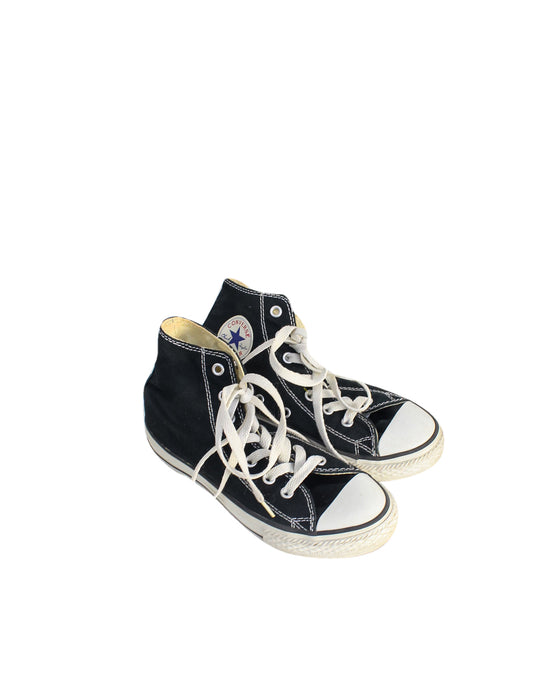 Black Converse Sneakers 8Y (EU33.5) at Retykle