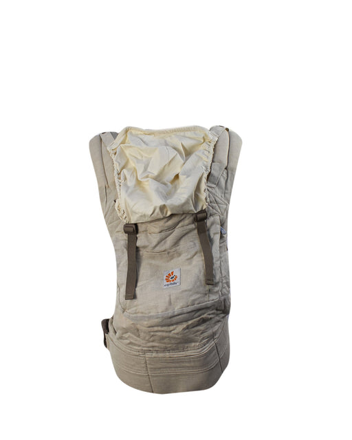 A Ivory Baby Carriers from Ergobaby in size O/S for neutral. (Front View)