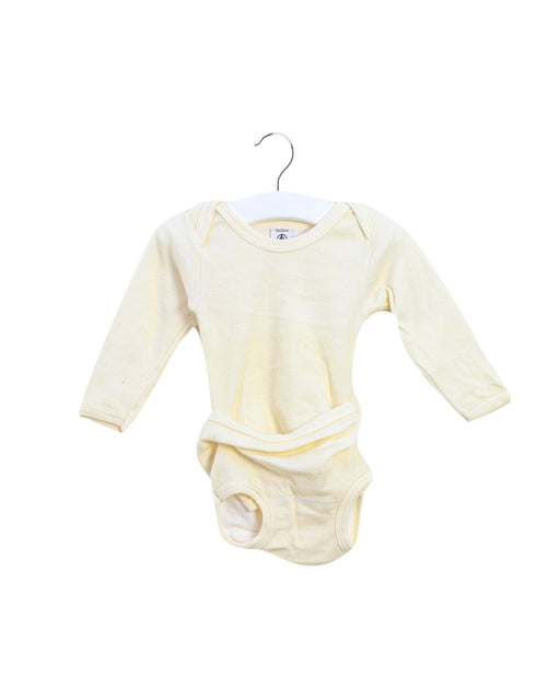 A Ivory Long Sleeve Bodysuits from Petit Bateau in size 6-12M for boy. (Front View)