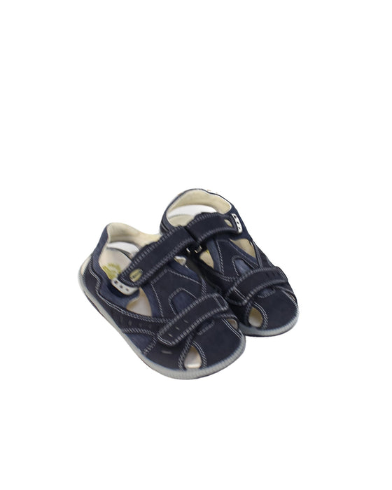 A Navy Sandals from Primigi in size 7Y for boy. (Front View)