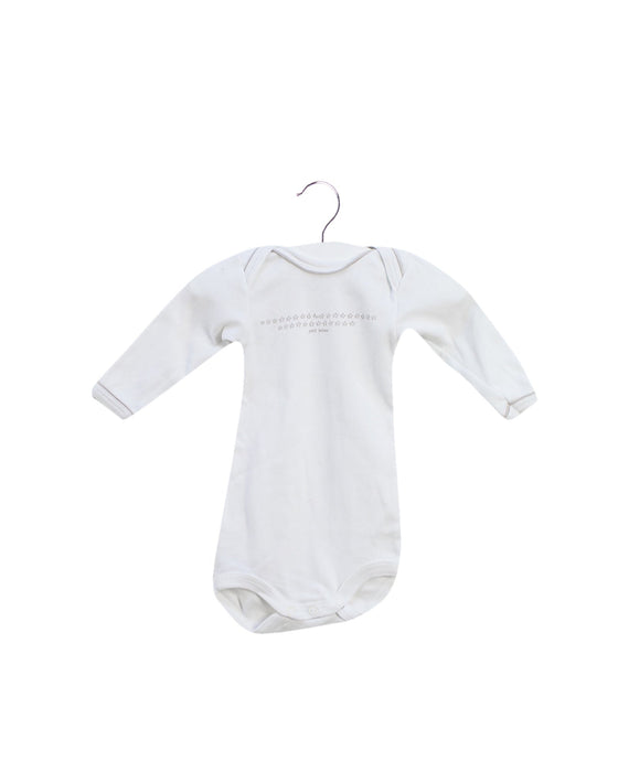 A White Long Sleeve Bodysuits from Petit Bateau in size 0-3M for neutral. (Front View)